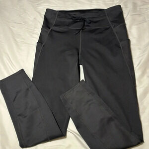 Fabletics Ultra Cool Gray Leggings with Pockets size S